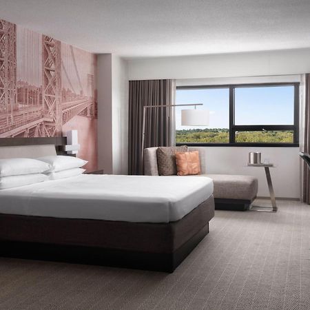 Teaneck Marriott At Glenpointe Hotel Eksteriør billede