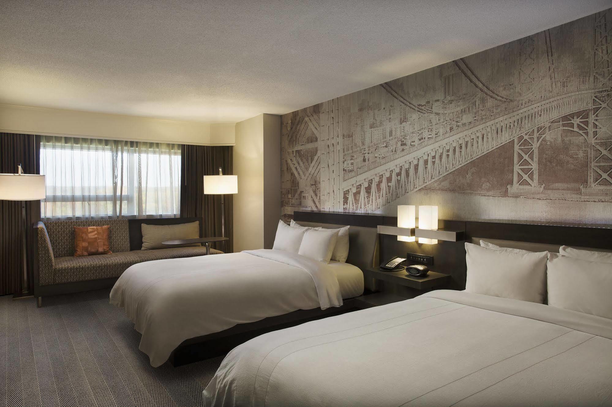 Teaneck Marriott At Glenpointe Hotel Eksteriør billede